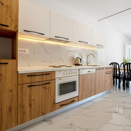 Apartmani Judik 네움 외부 사진