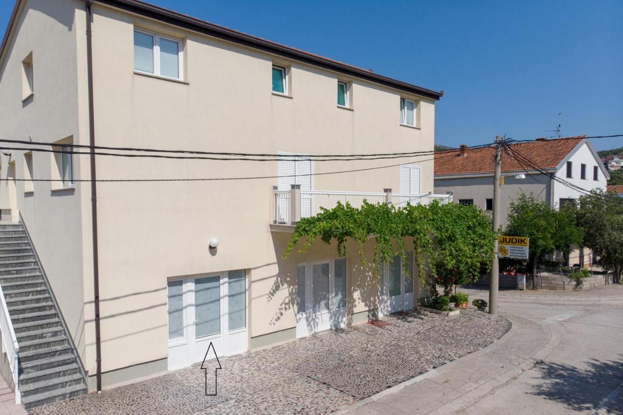 Apartmani Judik 네움 외부 사진